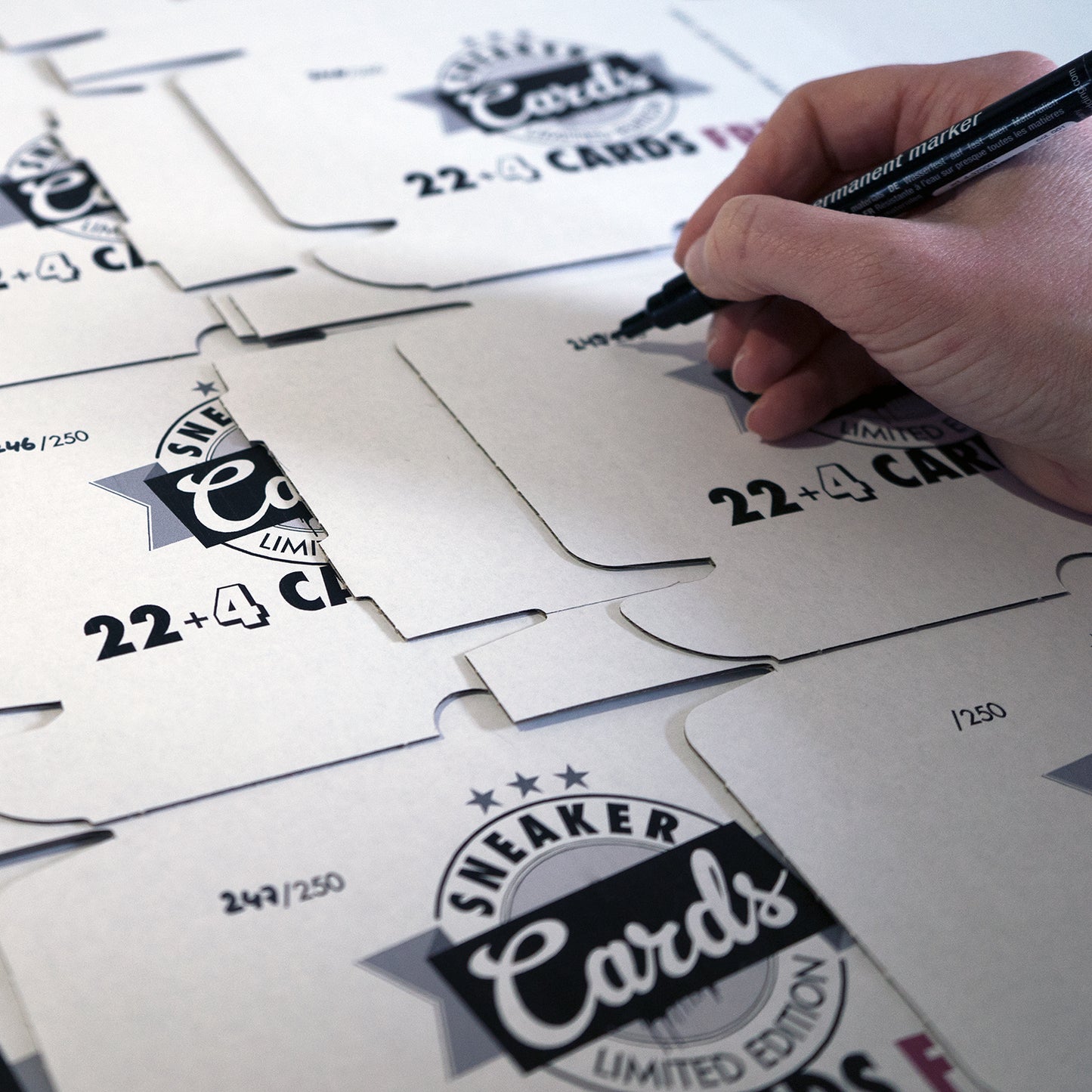 Collection de cartes postales de baskets